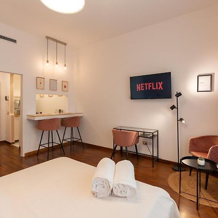 Amalia'S House, Cozy Studio Apartment In Brera Milan Bagian luar foto