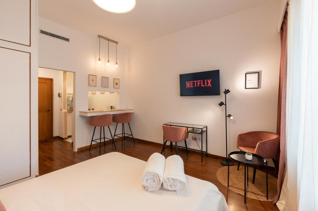 Amalia'S House, Cozy Studio Apartment In Brera Milan Bagian luar foto